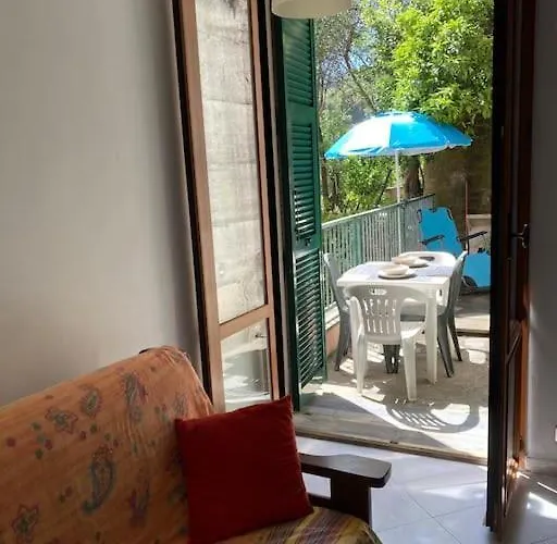 La Casetta Vista Mare مونتيروسّو ال ماري